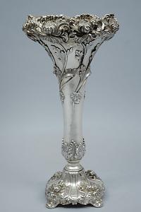     

:	nelson__and__nelson_antiques_art_nouveau_sterling_vase_12587721502652.jpg‏
:	6681
:	48.1 
:	70971