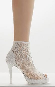 The brides shoes4